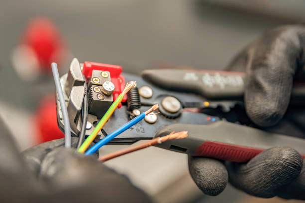 Best Circuit Breaker Repair  in Los Molinos, CA